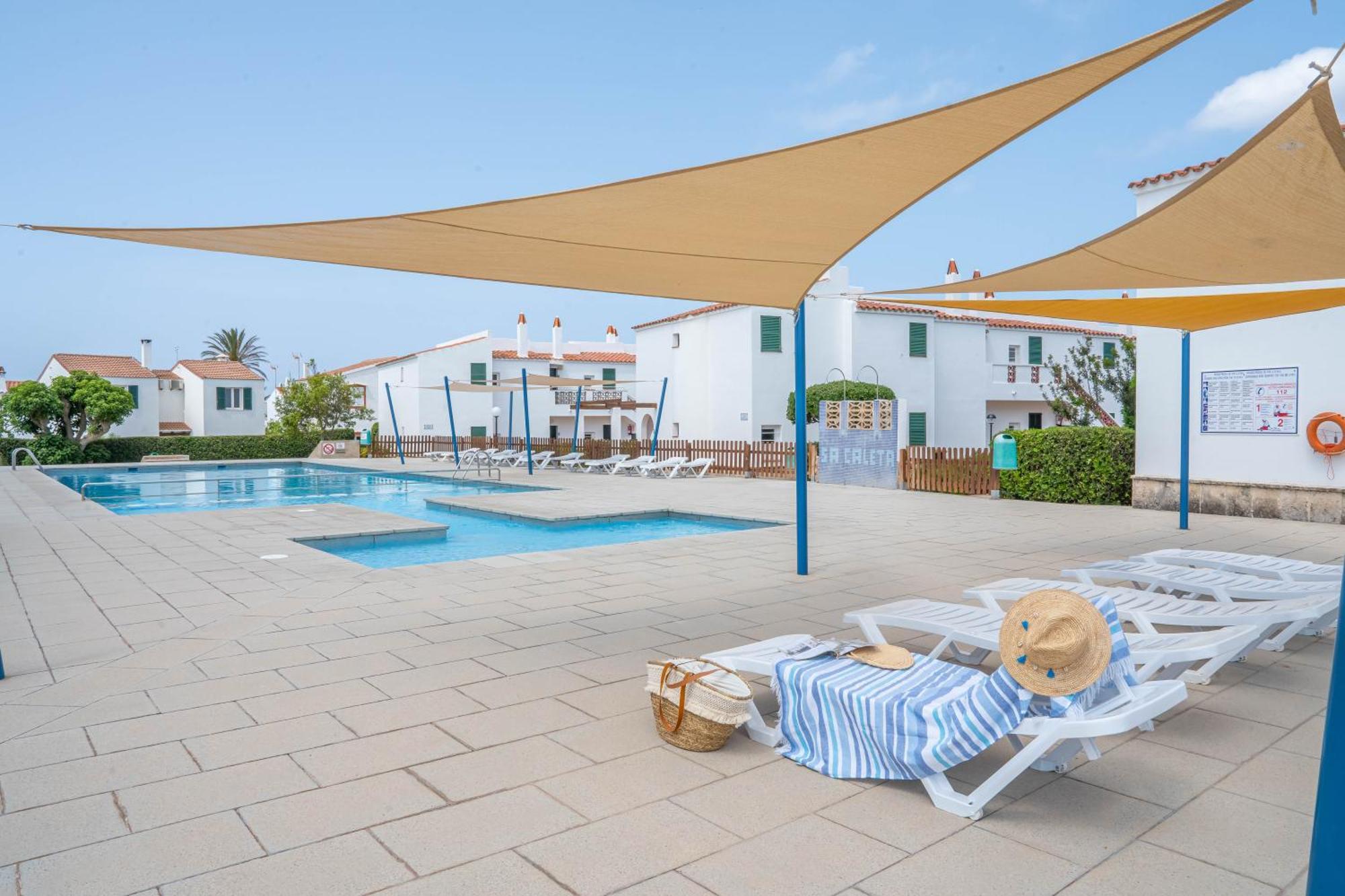 Apartamentos Sa Caleta Exterior photo
