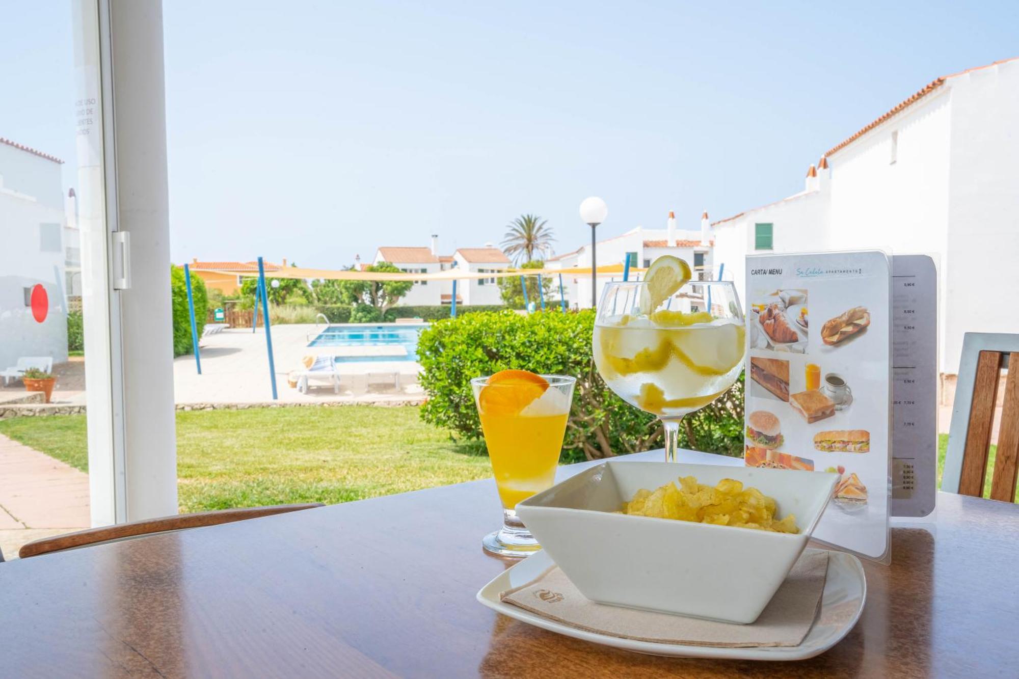 Apartamentos Sa Caleta Exterior photo
